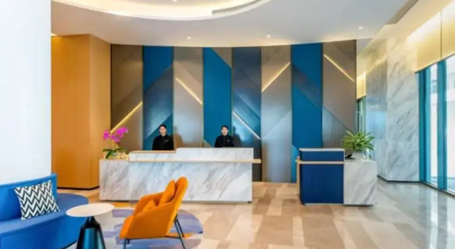 Holiday Inn Express Zhanjiang Coast by IHG, Prenota Hotel Zhanjiang Guangdong