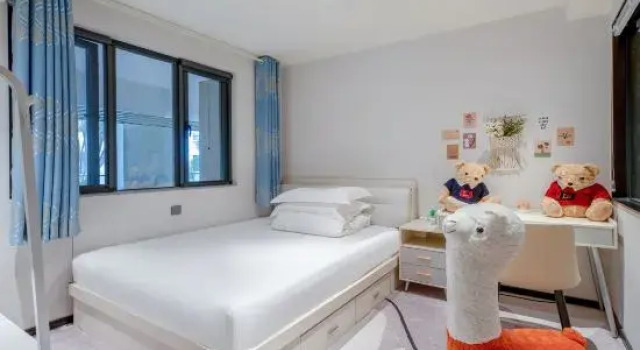 Люкс с балконом и с видом на сад Spriing Woods Guesthouse