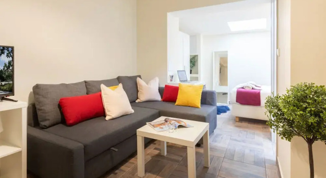 Cozy Studio Near City Center, Rezerwuj Hotel Maksimir Zagrzeb