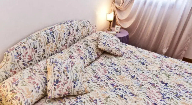 Elegant Apartment with Lift in 17th-Century Palace, Walk to St Marks Square, Забронировать Апартаменты/квартира Апартаменты Венеции, рядом с Церковь Святого Георгия Великого, Апартаменты/квартира