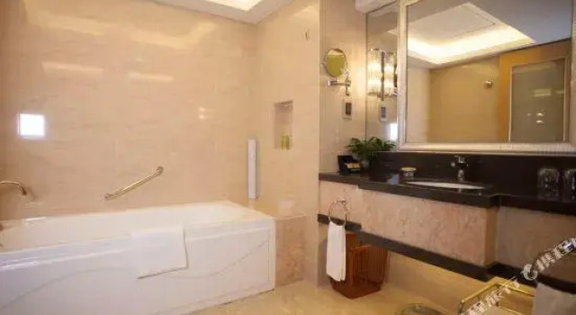 Люкс Superior Wanhua International Hotel