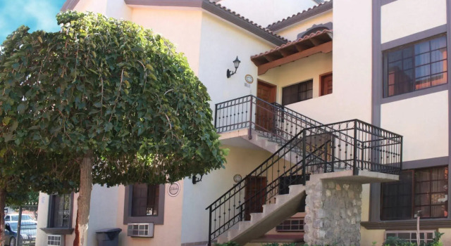 Hotel Suites EL Paseo, Rezervovat Hotel Hotely v Chihuahua s parkováním, Parkování