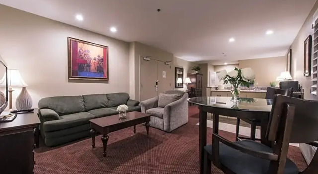 Двухместный люкс Grand Vista Hotel