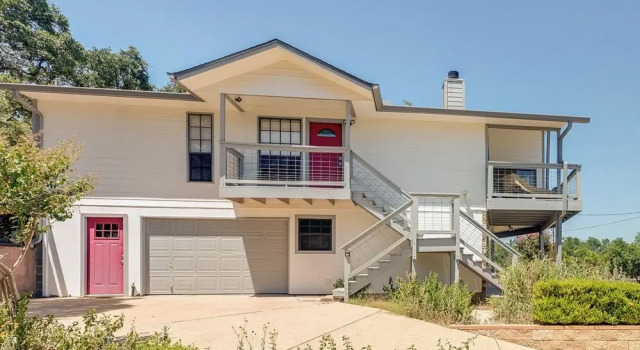 Canyon Lake Rental w/ Balcony & Lake Views, Réserver Maison de vacances Canyon Lake Texas Hill Country