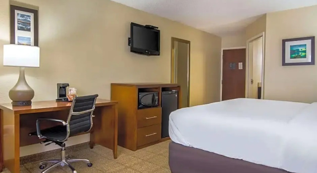 Люкс Comfort Inn Acworth - Kennesaw Northwest