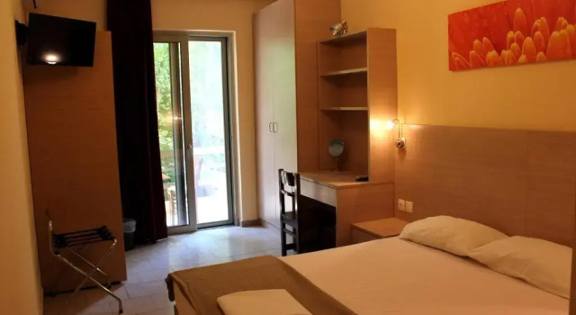 Студия Philoxenia Hotel & Studios