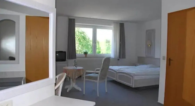 Landhotel Helms, Réserver Hôtel Bergen 