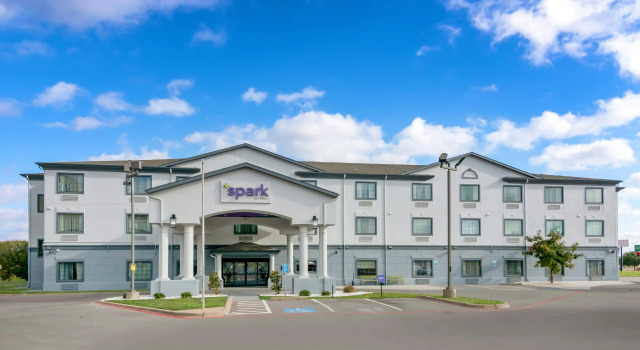 Spark By Hilton Wichita Falls, Boek Hotel Hotels in Wichita Falls met parkeren, Parkeren
