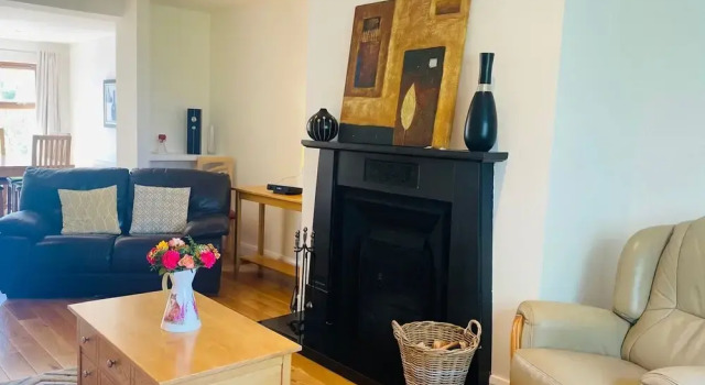 Holiday Home Within Easy Walking Distance to Kenmare, Book Hotel Hotels in Kerry with Parking, Parking