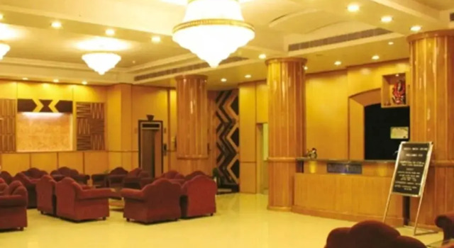 Hotel Park Grand, Rezerwuj Hotel Hotele w Kankhal ze śniadaniem, Śniadanie