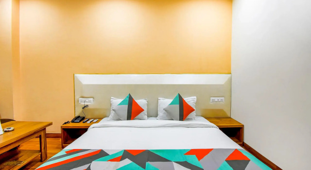 Номер Premium FabHotel Black Diamond