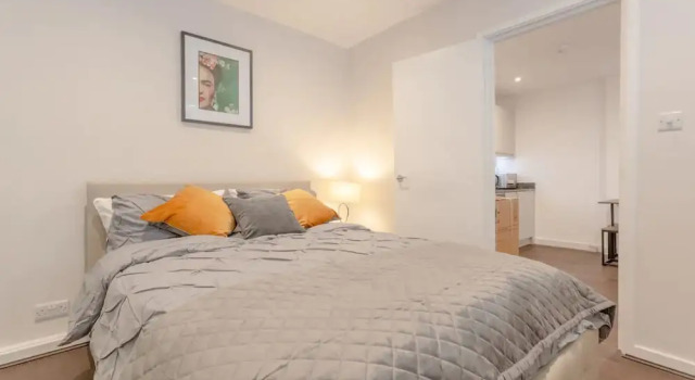 Modern Flat in the Heart of West London