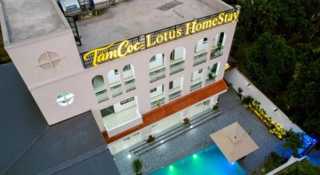 Tam Coc Lotus Homestay, Забронировать Отель Отели Ниньбинь с бассейном, Бассейн