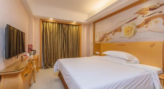 Люкс Superior Vienna Hotel Yangjiang Yangxi Moon Bay Branch