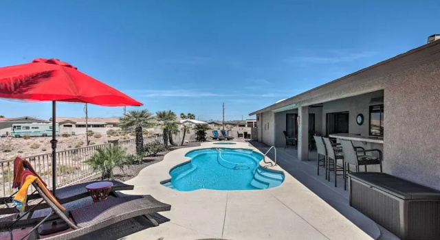 Коттедж Heated Pool, Spa & Mtn Views: Lake Havasu Home!