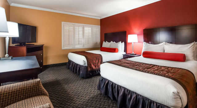 Четырёхместный номер Standard Best Western Plus Casino Royale - Center Strip