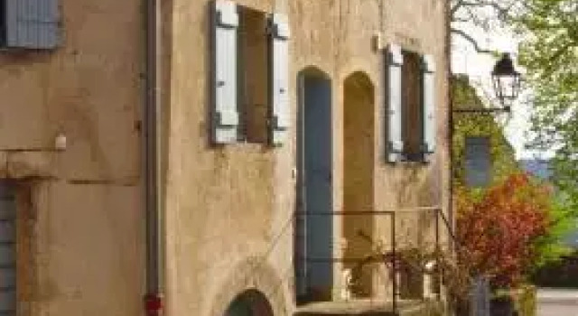Le Relais des Abbesses, Забронировать Отель Отели Горного массива Юры с парковкой, Парковка
