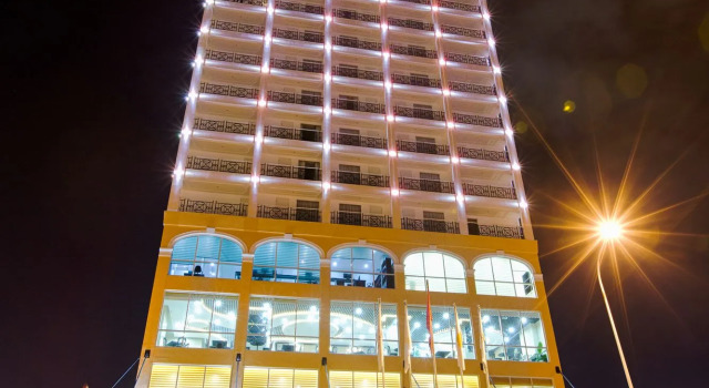 Fivitel Da Nang, Reserva ahora Hotel Hoteles en Da Nang con piscina, cerca de Puente Cầu Rồng, Piscina