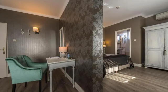 Полулюкс Hotel Mardaga
