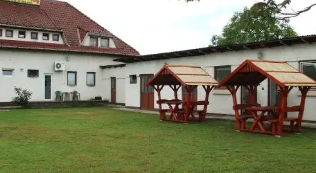 Marcel Panzió, Book Hotel Mogyorod Central Hungary