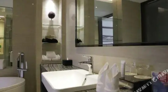 Люкс Deluxe Central Hotel