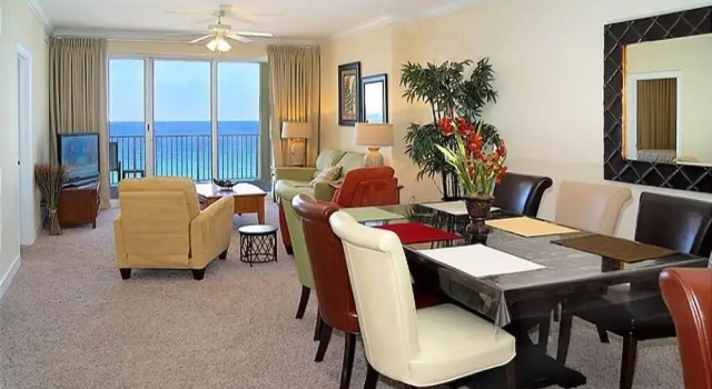 Ocean Reef 909 230814 by RedAwning