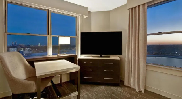 Двухместный люкс c 1 комнатой Homewood Suites by Hilton Philadelphia-City Avenue