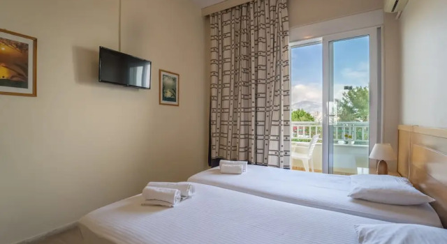 Двухместный номер Comfort с балконом и с красивым видом из окна Hotel Summery