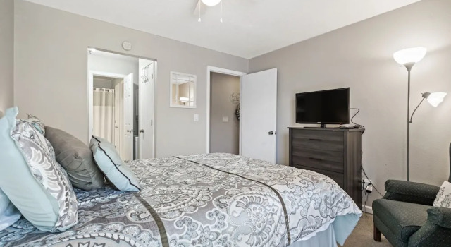 Lake Club Leisure, Book Hotel Hoteller i Missouri med pool, Swimmingpool