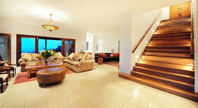 Villa Vivante, Book Villa Korora New South Wales