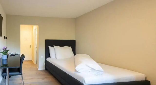 Номер Standard Noah Hotel