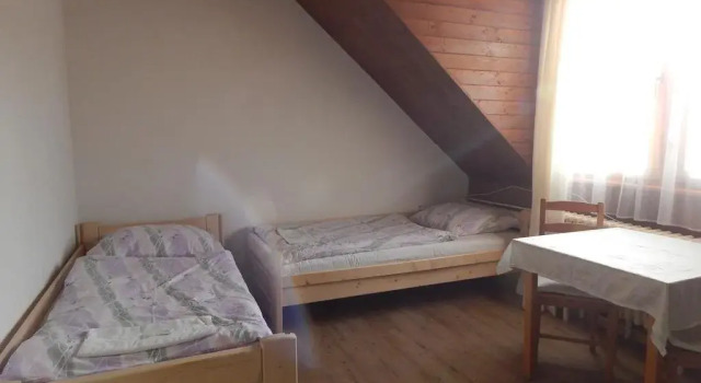 Balónový hotel Radešín, Rezerwuj Hotel Hotele w Central Bohemia z parkingiem, Parking