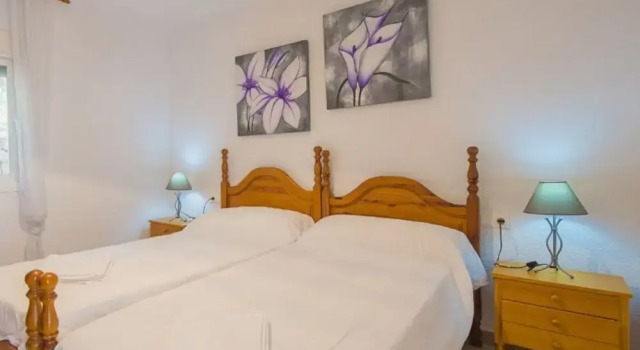 Villa - 4 Bedrooms with Pool and WiFi - 106418, Забронировать Вилла Отели Кальпе с бассейном, Бассейн