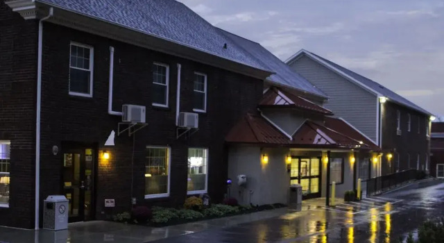 Hotel Dushore, Book Hotel Hoteller i Pennsylvania med parkering, Parkering