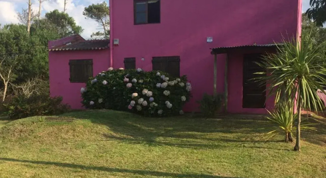 Коттедж La Rosada