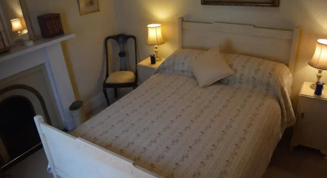 Lady Penelopes B&B, Забронировать Отель «постель и завтрак» Отели Шотландских границ с парковкой, Парковка