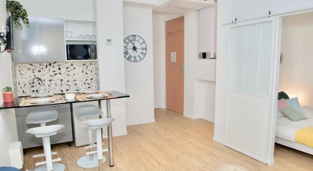 Cosy Flat in Paris Saint-Lazare Opéra, Забронировать Апартаменты/квартира Париж Иль-де-Франс, рядом с Вокзал Сен-Лазар
