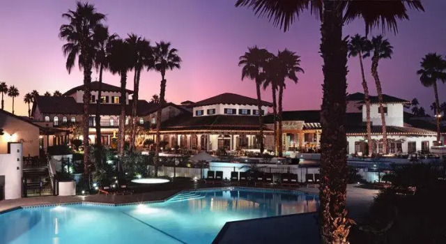 Номер Standard с красивым видом из окна Omni Rancho Las Palmas Resort & Spa