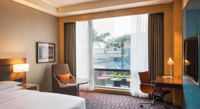 Двухместный номер с видом на бассейн Hyatt Regency Lucknow Gomti Nagar
