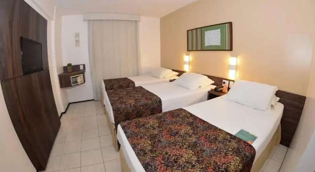 Трёхместный номер Standard Hotel Sonata de Iracema