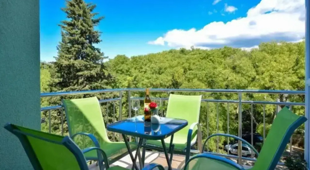 Апартаменты c 1 комнатой с балконом и с видом на внутренний двор Apartment Gianluca