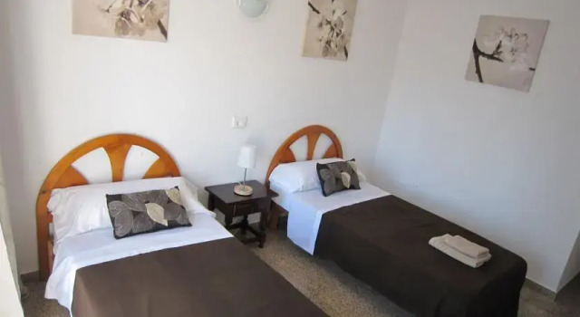 Hostal Micalo, Book Hotel Sant Antoni de Portmany 
