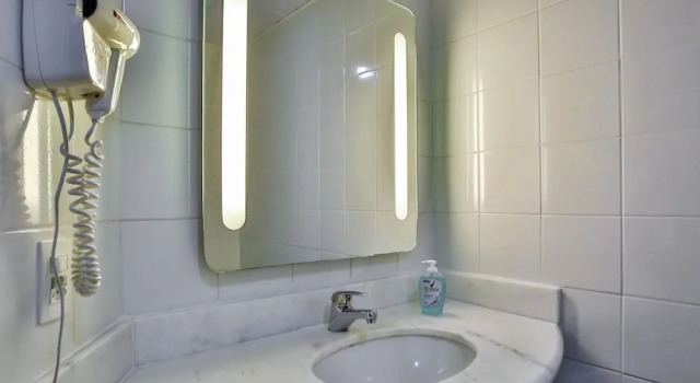Номер Standard ibis Lausanne Crissier