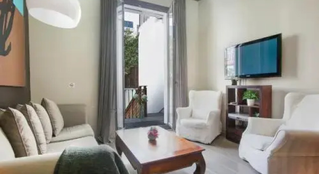Tendency Apartments 9, Забронировать Апартаменты/квартира Эшампле Барселона, рядом с Jove Regina Theatre