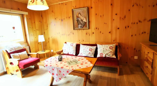 Looked after holiday house with a superb view concerning the Rhônedal., Prenota Hotel Naters 