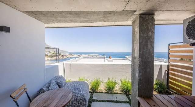 Вилла Spectacular Ocean Villa in Camps Bay