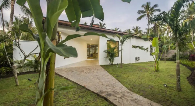 Villa vista litorale Melaya Estate by Lifestyle Retreats