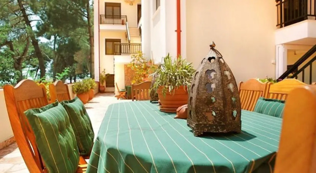 Avra Apartments, Book Apartment Neos Marmaras 