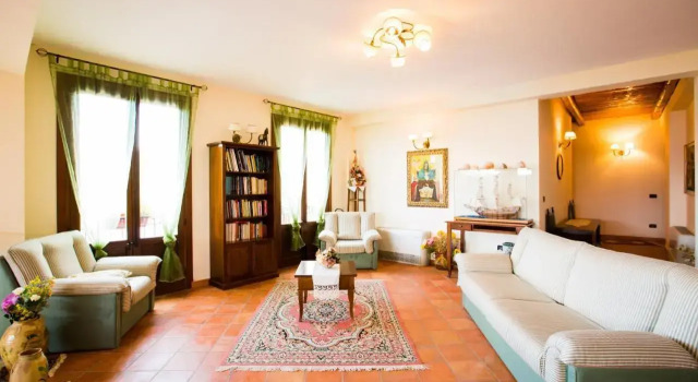 Casale Borgia Resort, Book Resort Palazzo Adriano Sicily