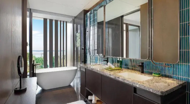 Двухместный номер Premium Hotel Indigo Suzhou Yangcheng Lake by IHG